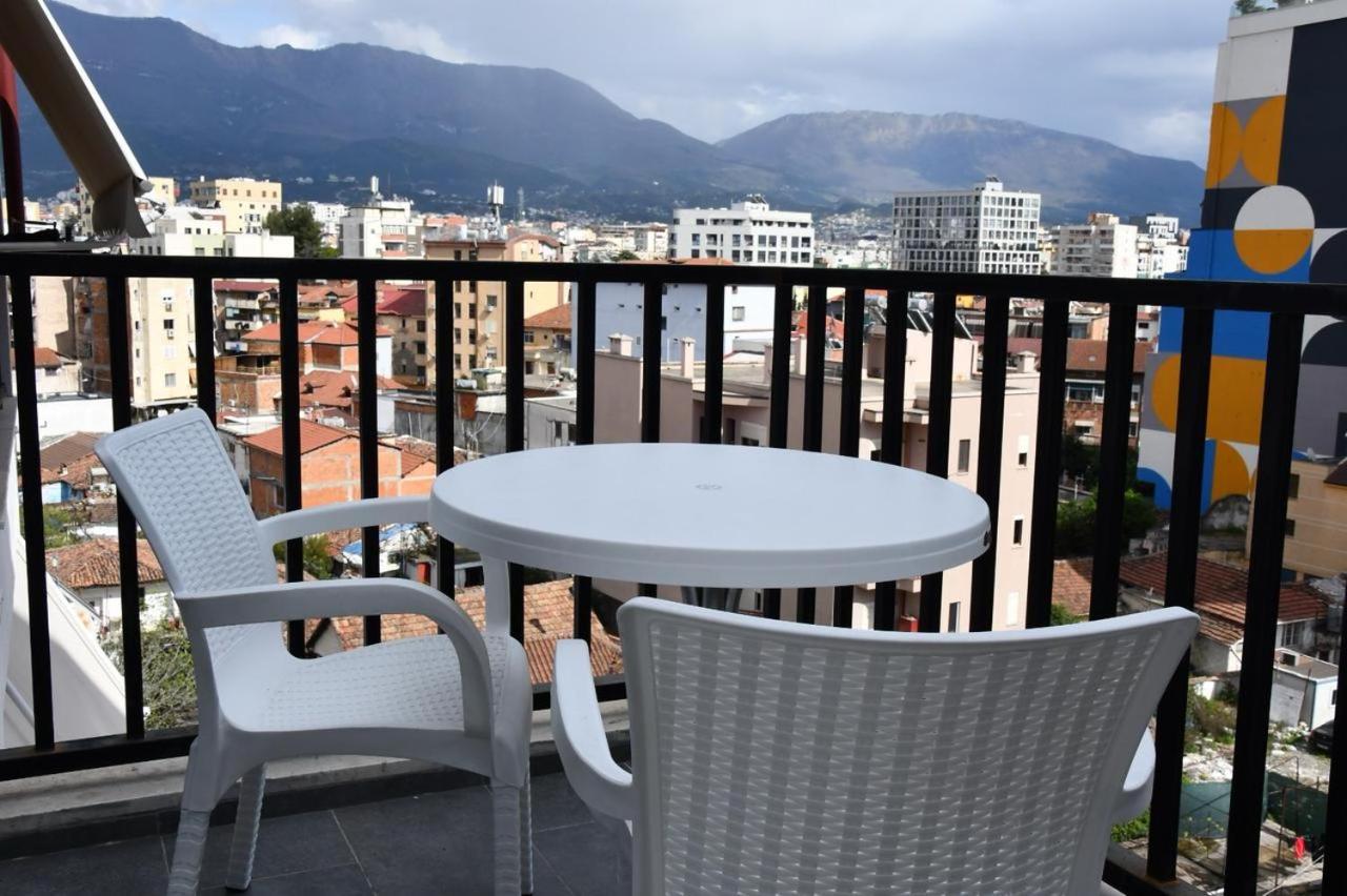 Cozy Near New Bazaar & Free Parking Appartement Tirana