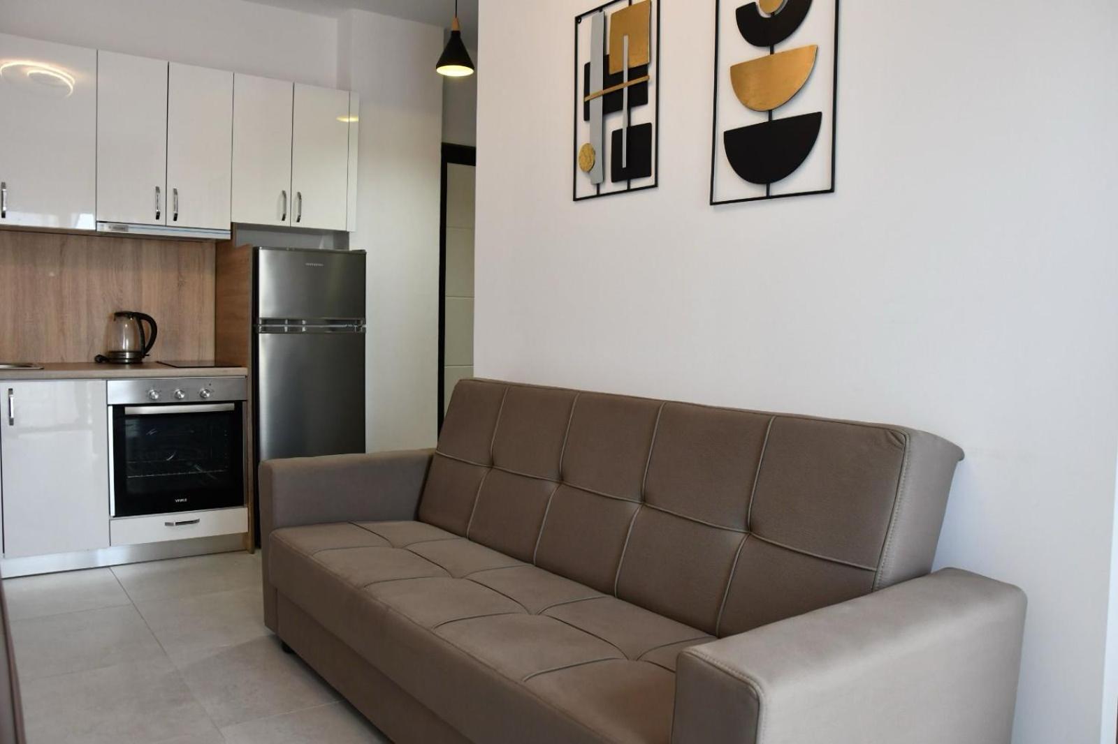 Cozy Near New Bazaar & Free Parking Tirana